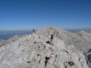 Geschafft! Am Gipfel des Schermberg, im Hintergrund der Große Priel