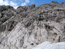 Die Felsen der ersten beiden Seillängen vom Wandfuß aus