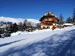 Die Hütte des DAV ist auch im Winter geöffnet. Man erreicht die Hütte nach ca. 2h Aufstieg. 