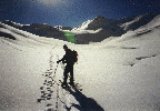 Aufstieg durch das tief verschneite Kirchbergtal.
