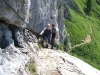 In der leichten Klettersteigpassage (A) am Purtschellersteig